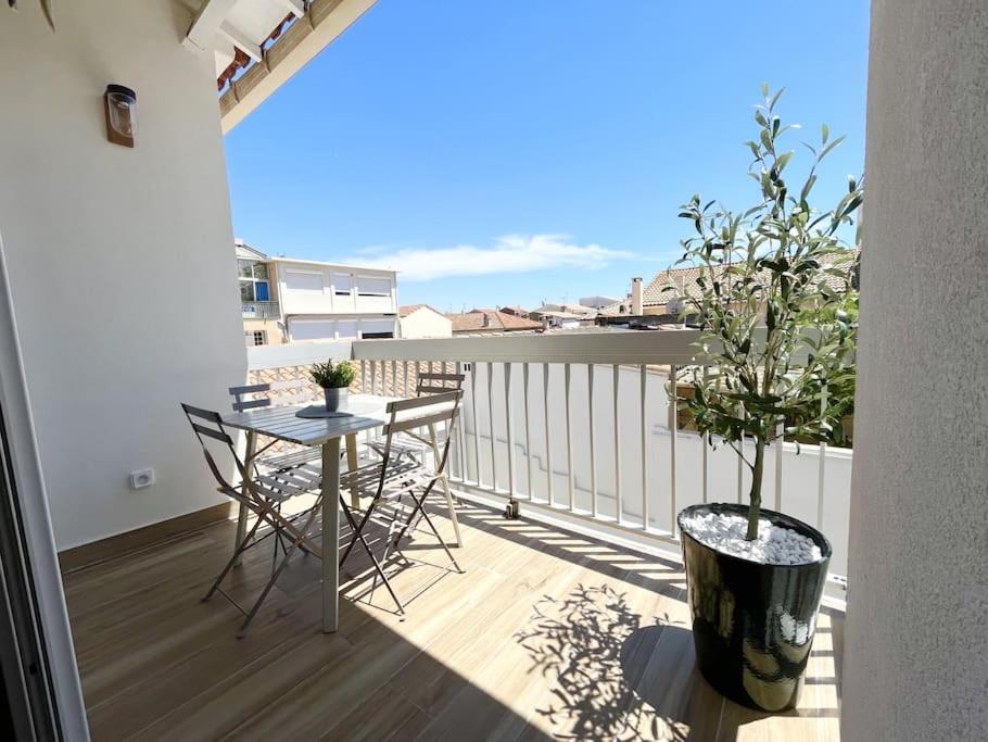 Duplex Centre Ville - 50M De La Plage - Clim - Garage - Netflix لو غراو دو روا المظهر الخارجي الصورة