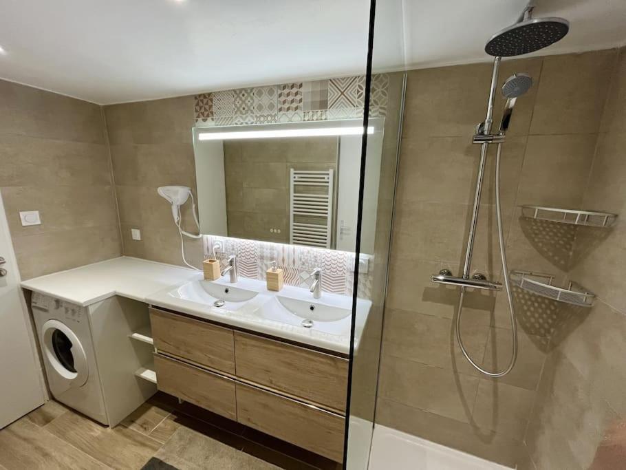 Duplex Centre Ville - 50M De La Plage - Clim - Garage - Netflix لو غراو دو روا المظهر الخارجي الصورة