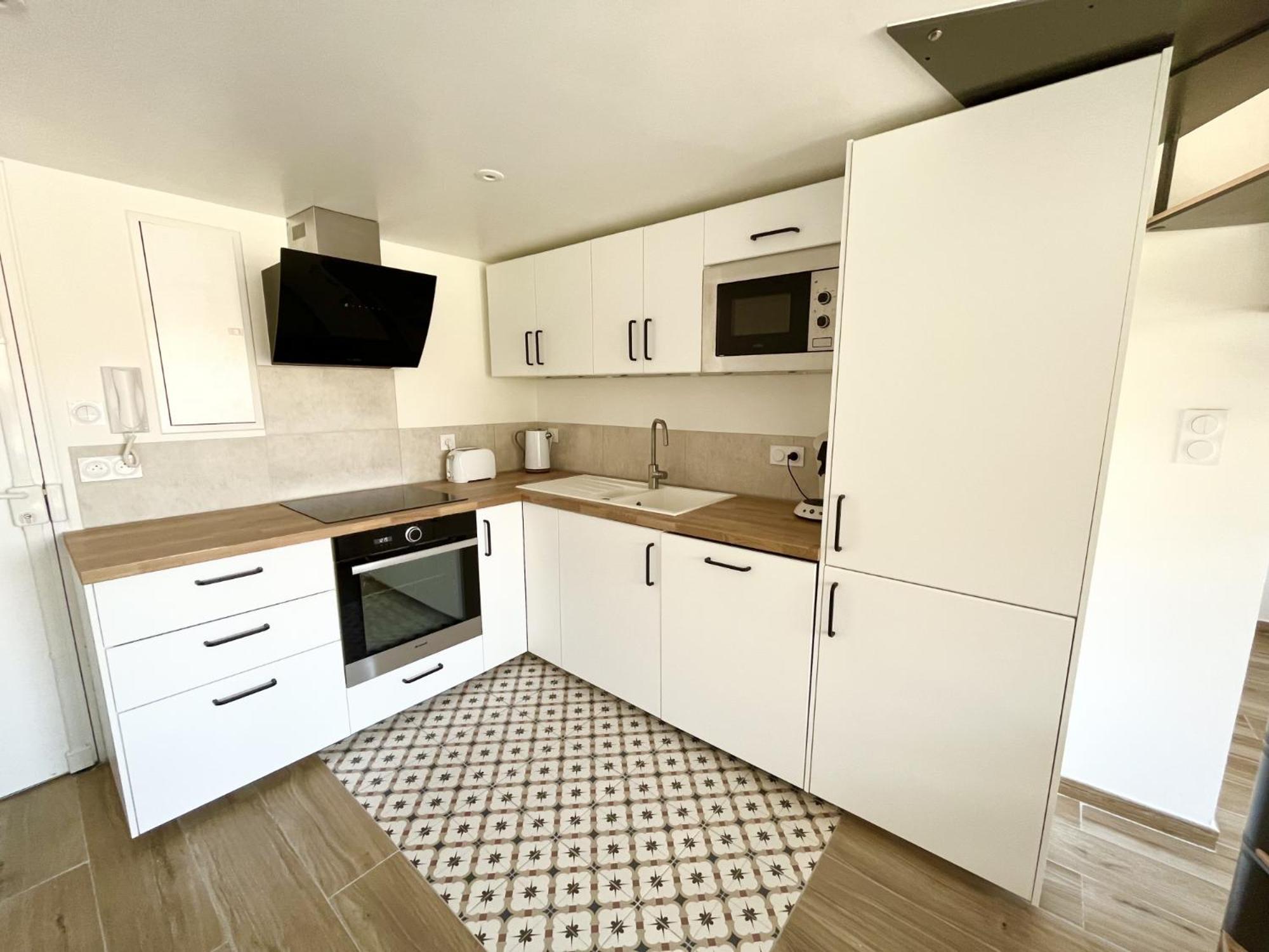 Duplex Centre Ville - 50M De La Plage - Clim - Garage - Netflix لو غراو دو روا الغرفة الصورة