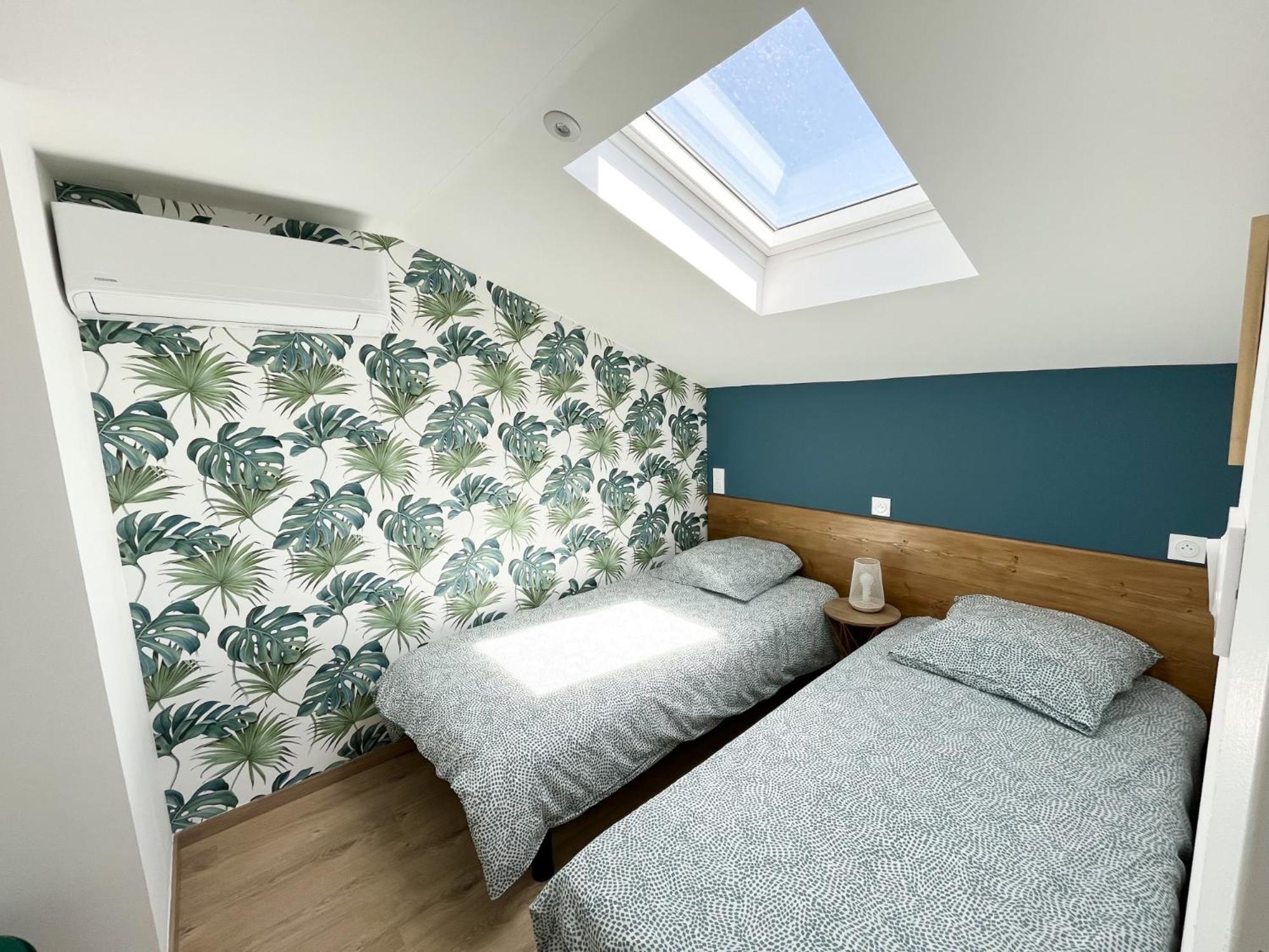 Duplex Centre Ville - 50M De La Plage - Clim - Garage - Netflix لو غراو دو روا الغرفة الصورة